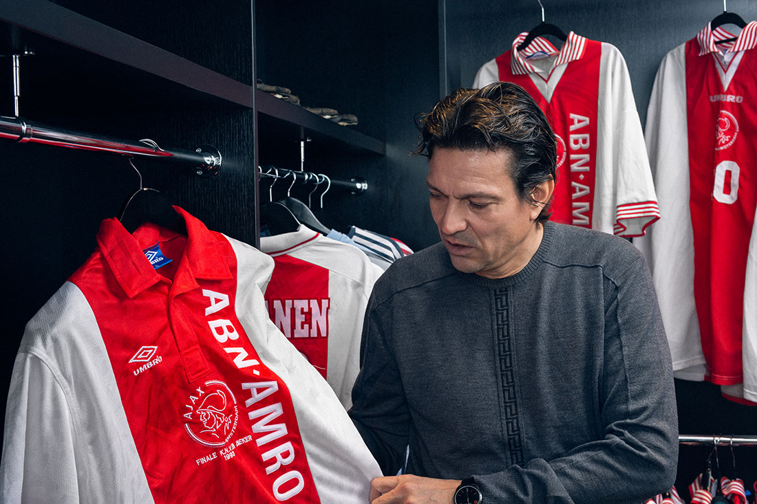 Vakman draai troon Update: Het Ajax-shirt - de glorie van rood en wit - Kick uitgevers